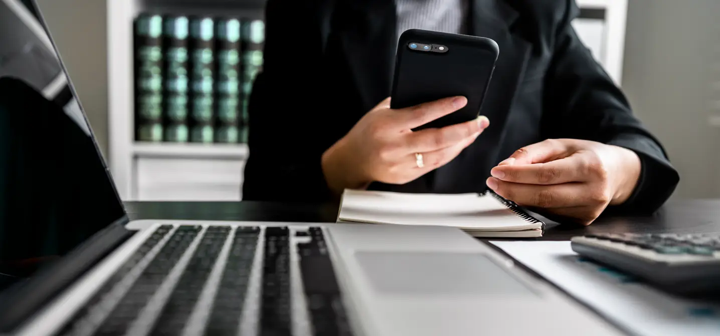 Faturação Eletrónica Completa – Sign Invoice GTS Solução Sign Invoice da Global Trusted Sign para faturação eletrónica, permitindo a aposição automática do selo eletrónico qualificado, garantindo conformidade com a legislação e integração com ERP ou ilink.